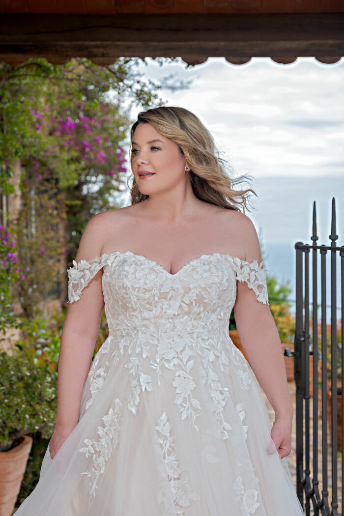 Lohrengel Molly Monroe 2024 Curvy Brautkleid LB231 (2) Hochzeitskleid in grosse Größen