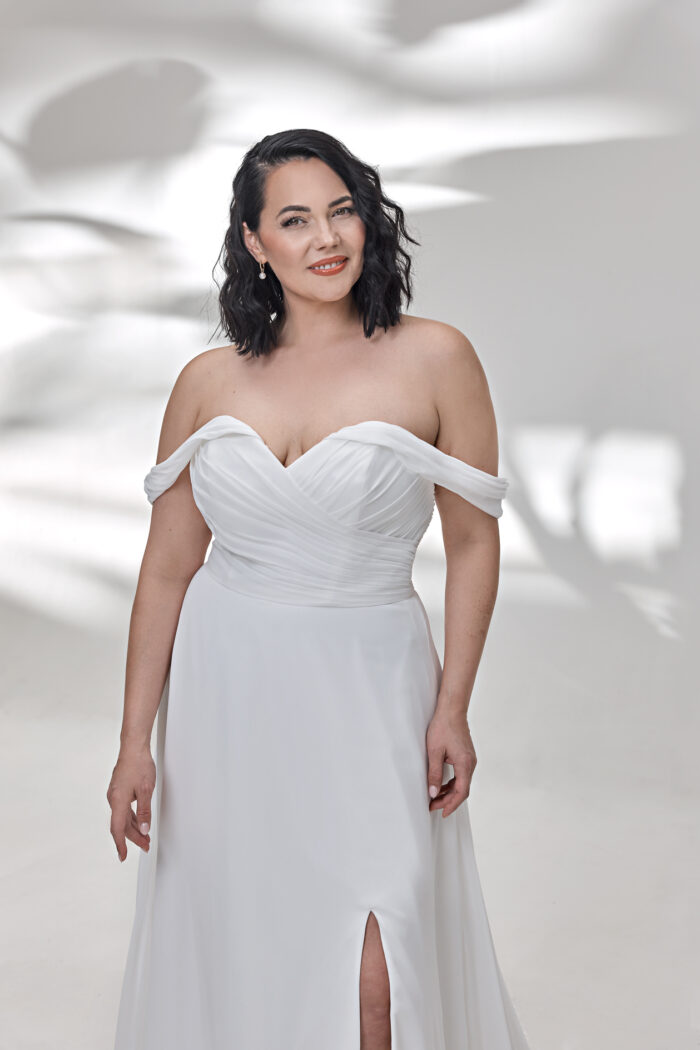 Molly Monroe by Lohrengel Kollektion 2025 Curvy Brautkleid LB501 2 Plus Size Brautkleid